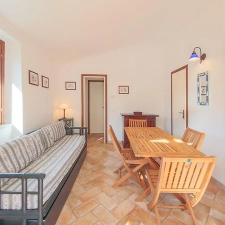 Casa Novella Bilo דירה